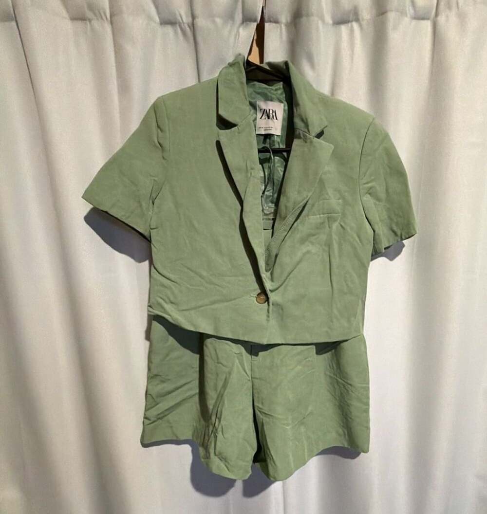 Zara Short Sleeve Crop Blazer and Shorts Set Size XS Green